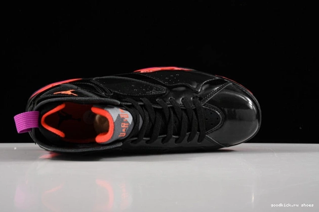 7 Jordan 313358-006 Air Patent Retro Black 0813